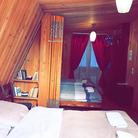 Guesthouse Greenside Borjomi Esterno foto